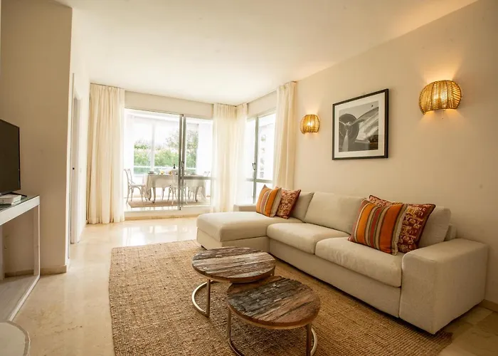 Apartamento En Guadalmina Con Vistas Al Golf